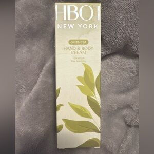 Green Tea Hand & Body Cream - Green Poshbottle new york
